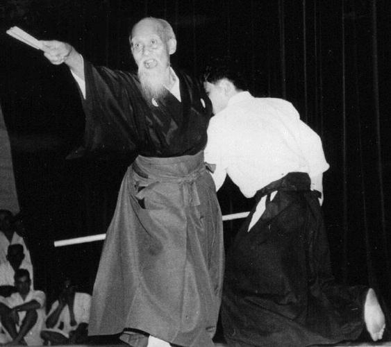 Aikido - Ueshiba with fan