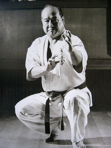 Mas Oyama – Kyokushin Karate – Soshin Dachi